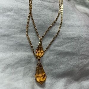 Elegant Gold Pendant Necklace